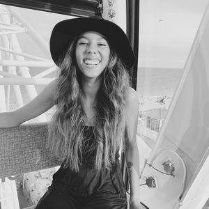 Meet your Posher, Deja